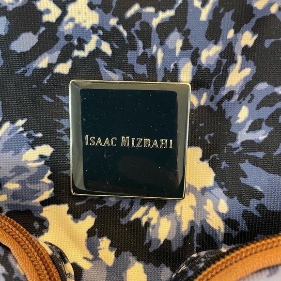 Isaac Mizrahi blue and white pattern weekender duffel bag large size for travel - Picture 2 of 6